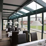 City-hotel 3*